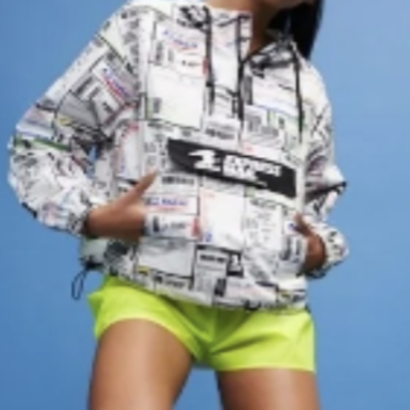 Forever 21 USPS Label EXPRESS MAIL Hooded  1/4 zipp Women's S - Picture 2 of 10